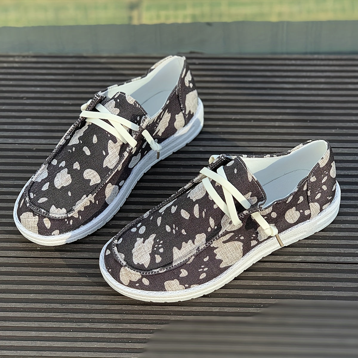 Women's Outdoor Skateboard Shoes with Cow Print