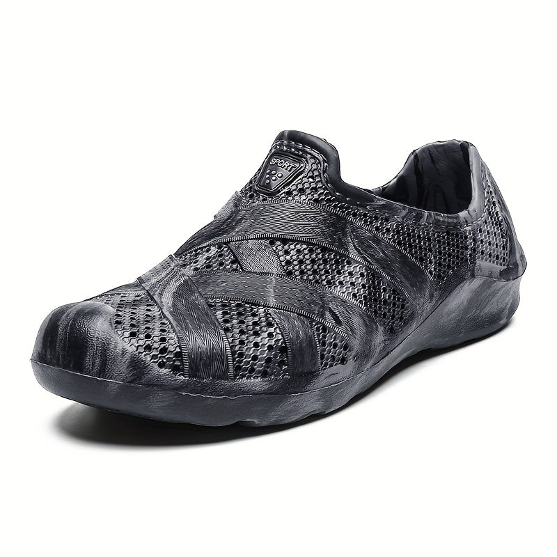 Men's Slip On Garden Shoes Round Toe Flat Beach Shoes Summer