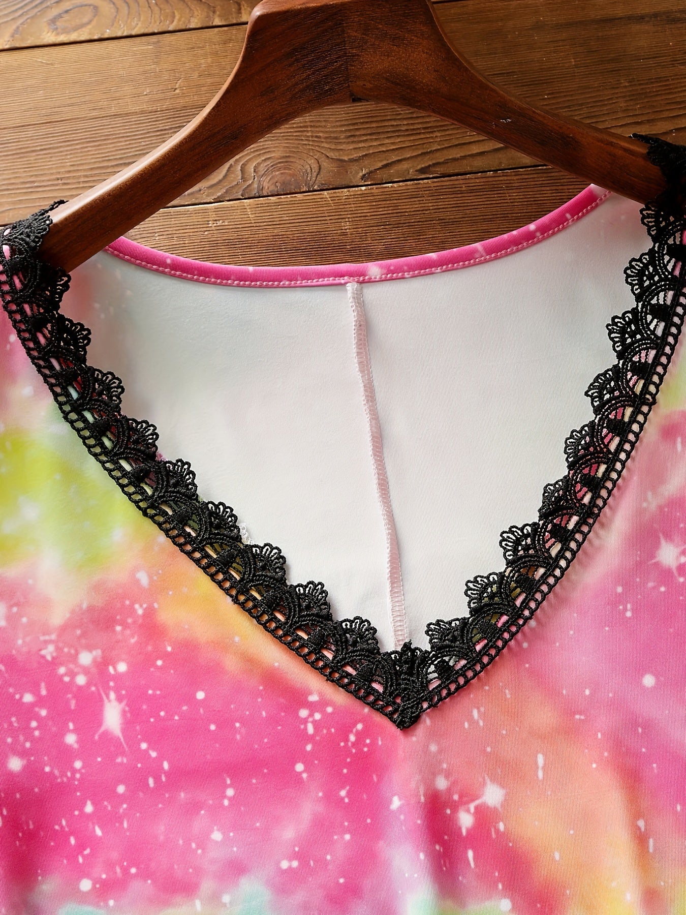  Tie Dye Lace Trim Tank Top V Neck