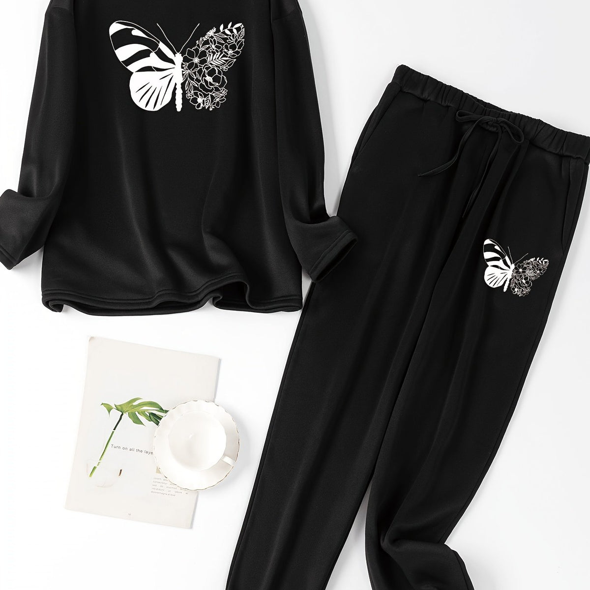  Floral Butterfly Lounge Set Long Sleeve Top & Joggers Paj