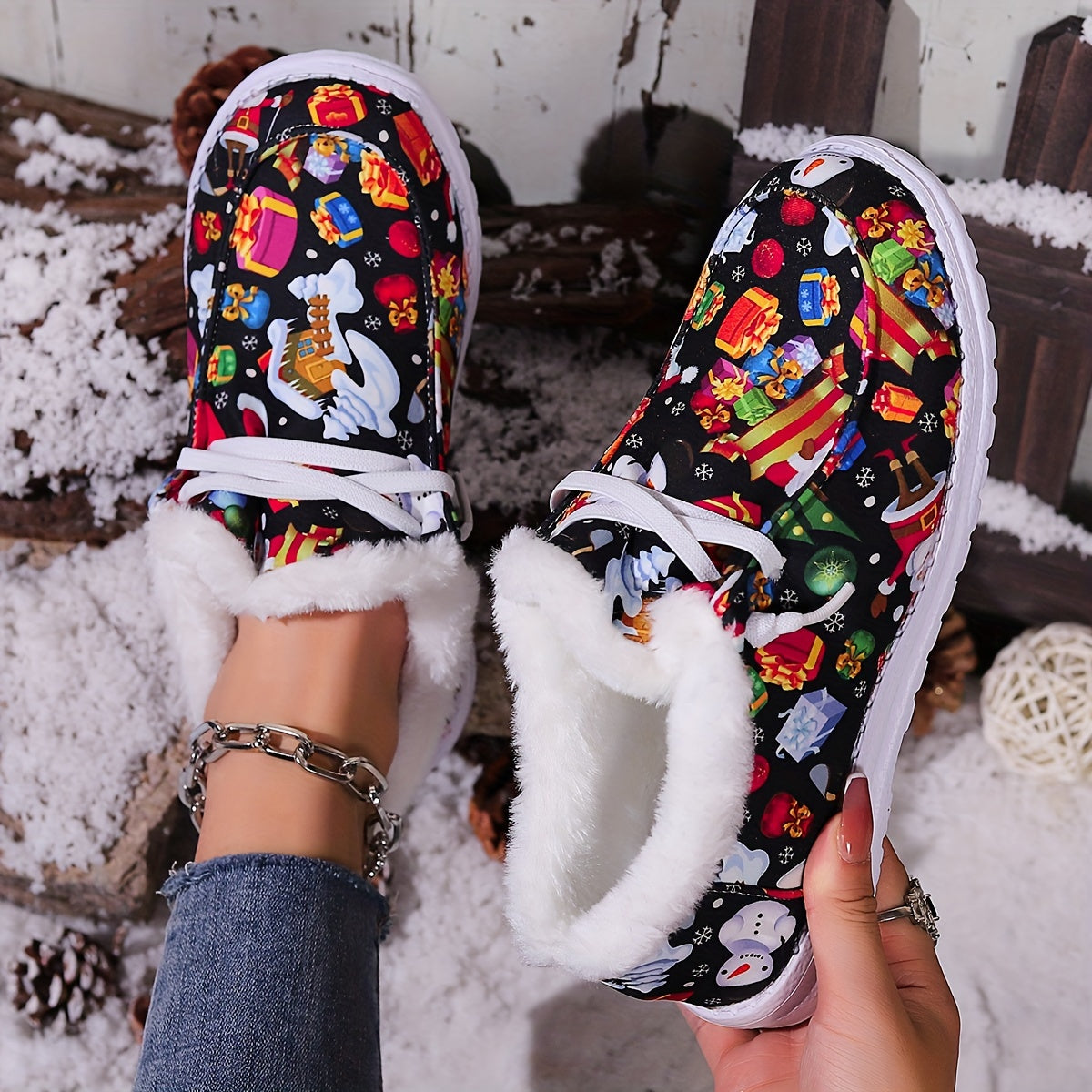 Women's Christmas Snow Boots Santa Snowflakes Cartoon Winter Plush Warm Flat