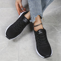 Women's Breathable Low Top Running Shoes Light And Comfortable