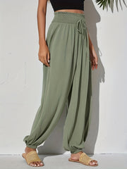 Women's Plus Solid Shirred Waist Drawstring High Rise Joggers