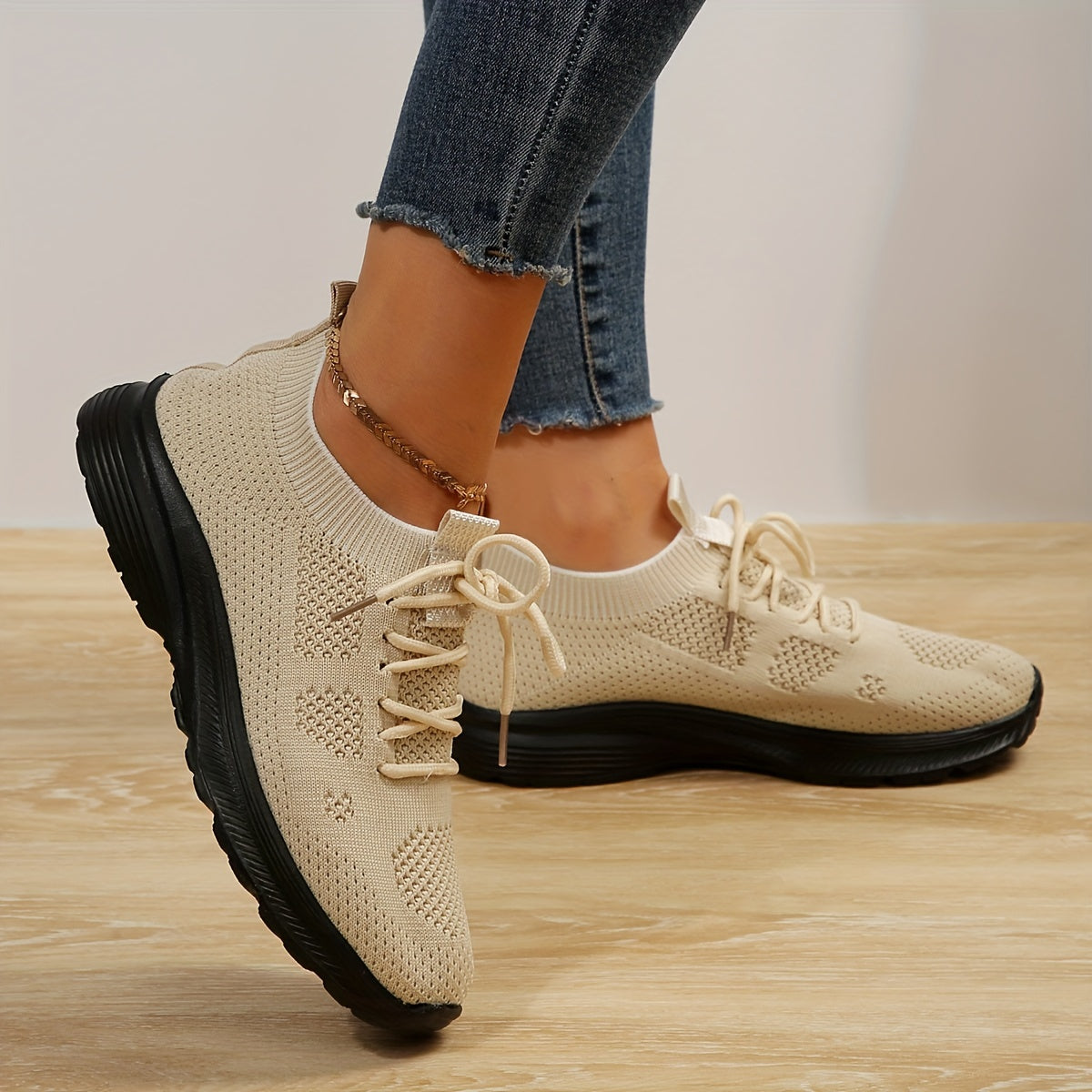 Women's Breathable Mesh Sports Shoes Lightweight Non-slip Sneakers