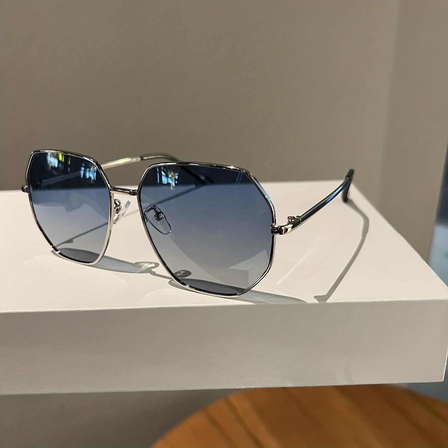 Polygon Metal Sunglasses Gradient UV400 Sun Shades for Summer