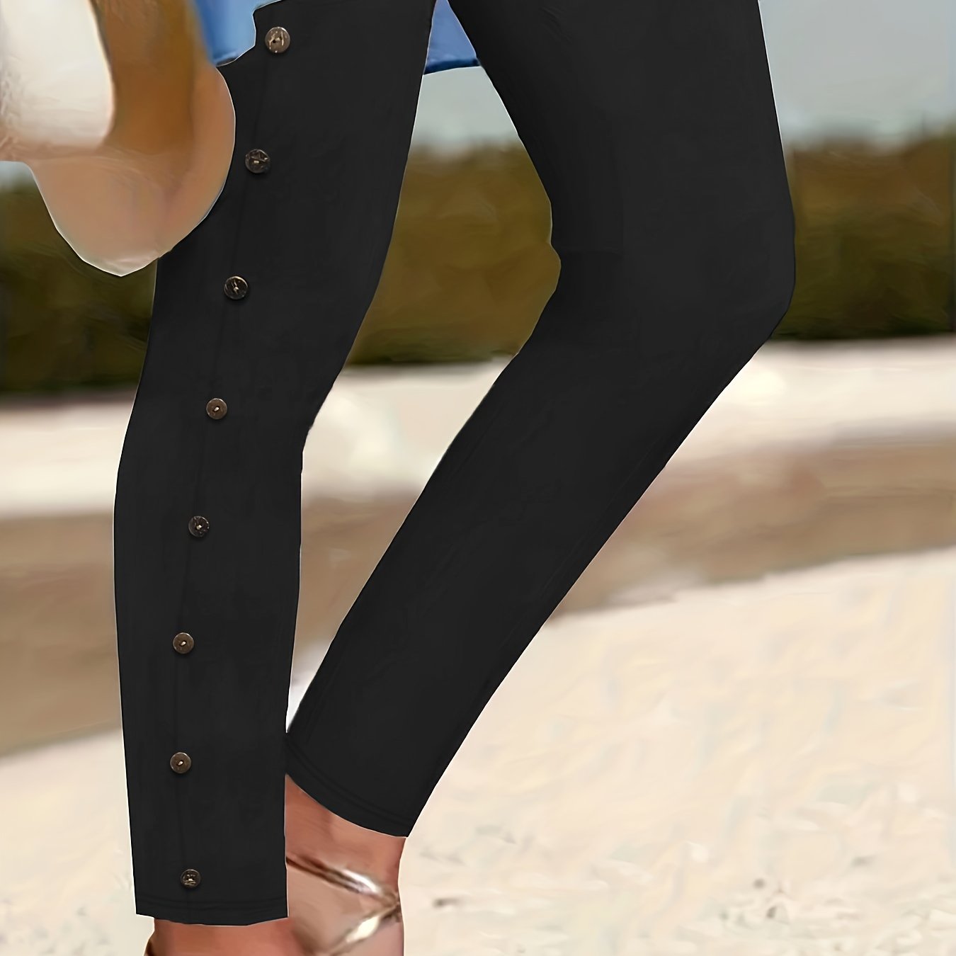  Solid Button Decor Leggings with Stretch