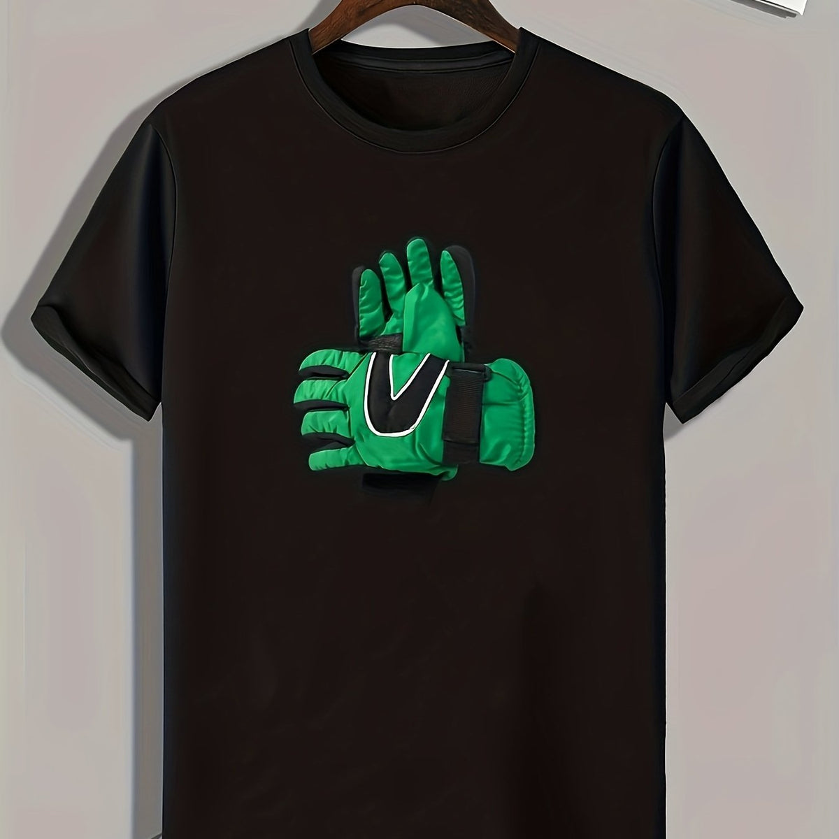 Men's Comfy Active Tee w/ Glove Print, Stretch & Breathable, Outdoor Summer
