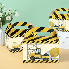 4pcs Polychrome Jungle Animals Treat Boxes 6 Inch
