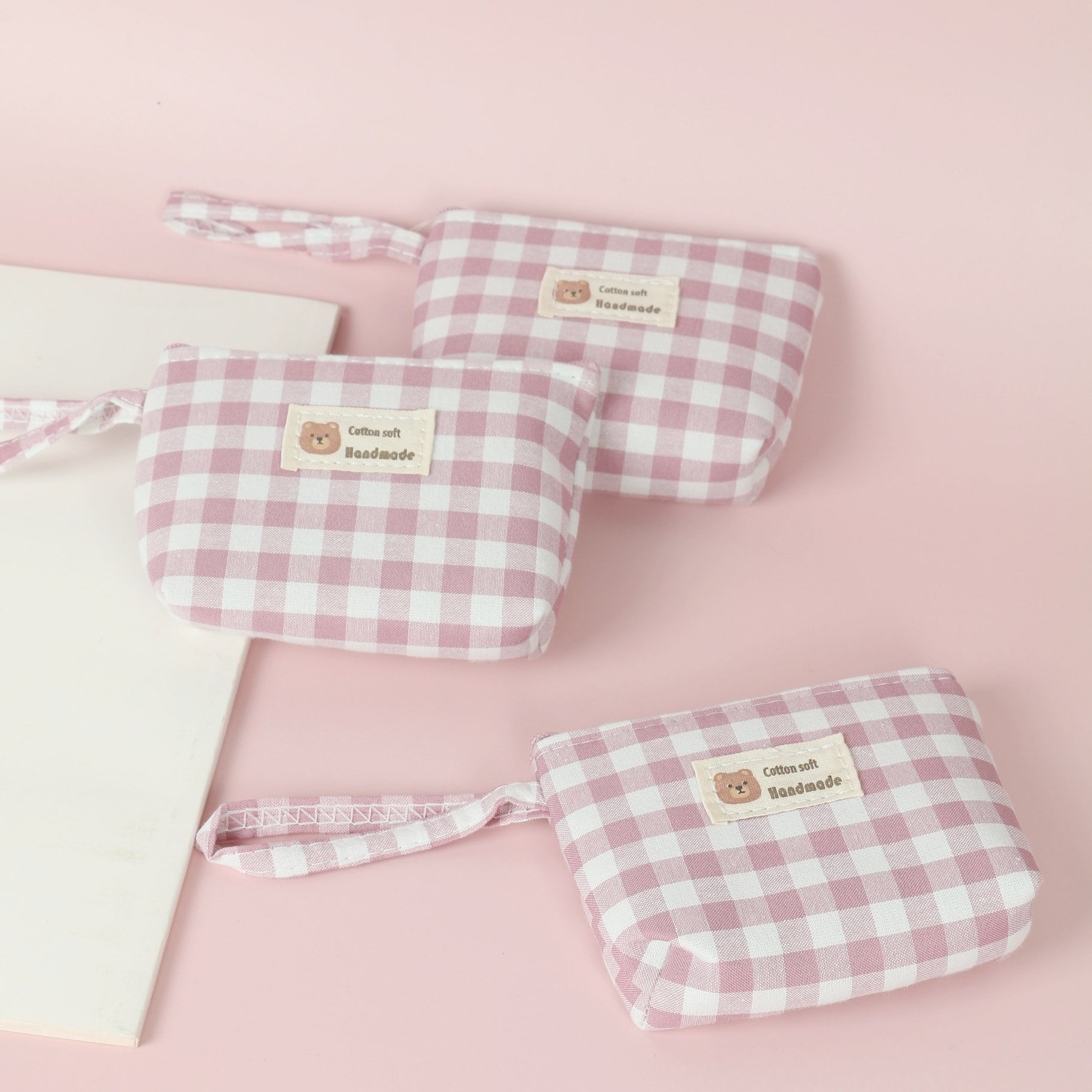 Portable Plaid Cartoon Storage Bag with Rope Handle