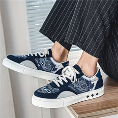 Men's Graffiti Print Lace-up Skate Shoes Lightweight Walking Sneakers