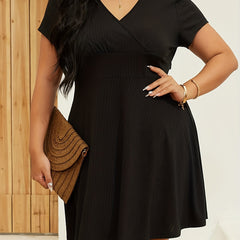  Sexy Dress Solid Short Sleeve Nipped Waist Pleated Dress