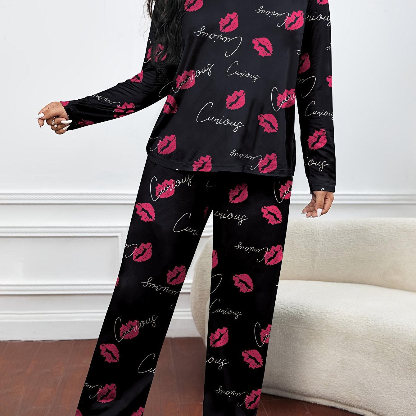 Kiss & Letter Print Pajamas Set Round Neck Long Sleeve