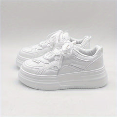 Women's Platform Skate Shoes Round Toe Lace Up Low Top Sneakers