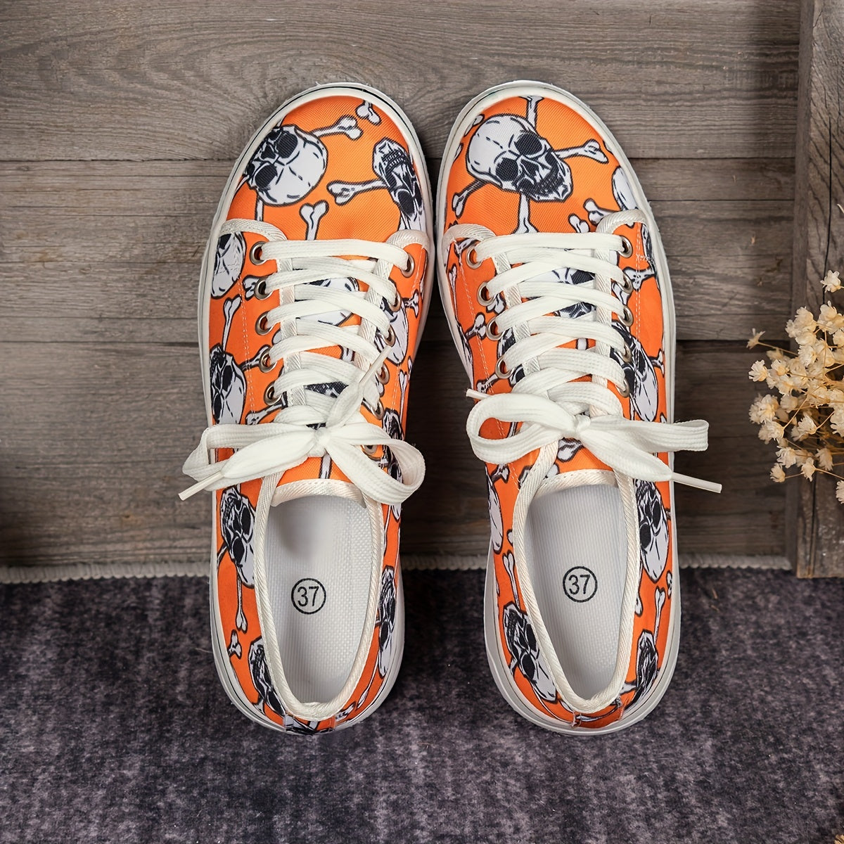 Women's Skull Print Sneakers Casual Lace Up Outdoor Shoes Lightweight Low Top