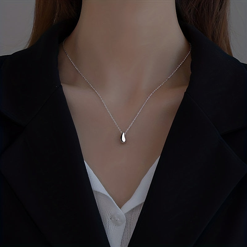 Water Droplet Necklace Female Niche Sense Clavicle Chain Wedding Accessories