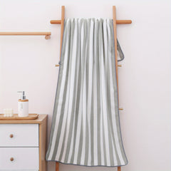 Strip Pattern Bath Towel Absorbent Coral Velvet Towel for Adults