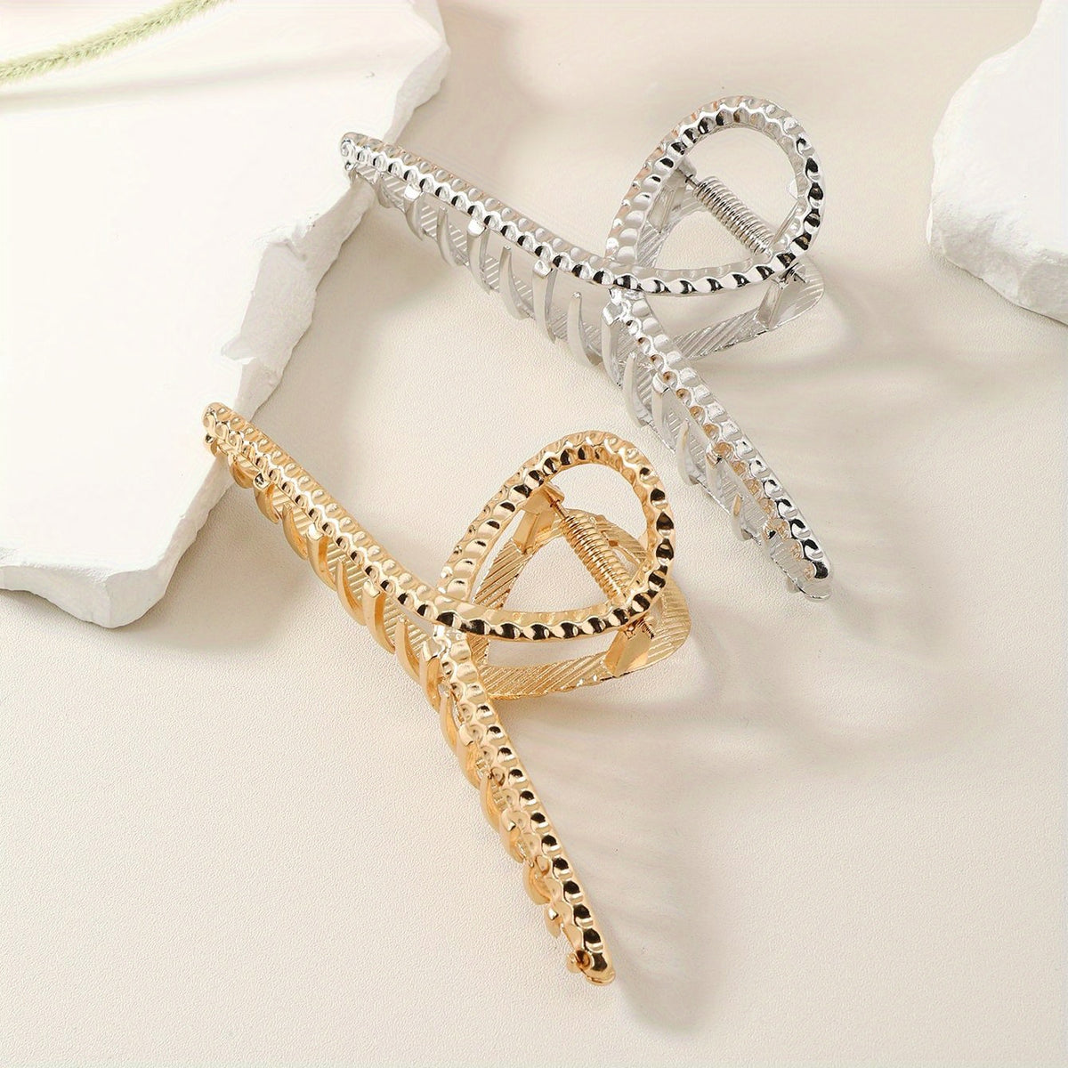 2pcs Alloy Hair Claw Clip Nonslip Ponytail Holder Shark Claw Women Girls