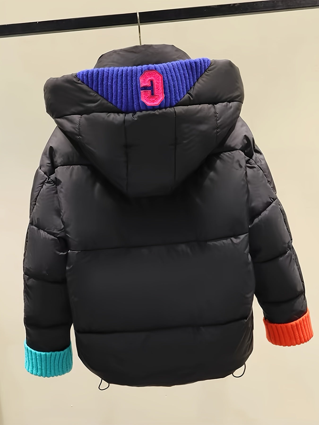 Stylish Knitted Patchwork Puffer Jacket With Hood