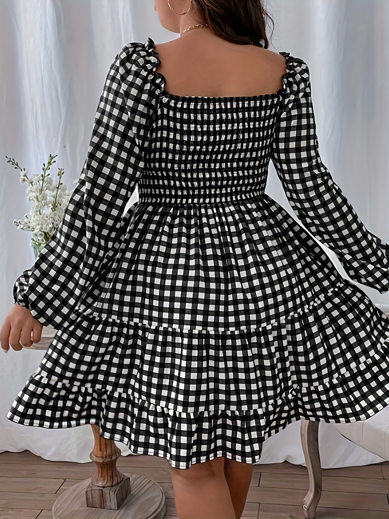  Gingham Print Lantern Sleeve Square Neck Dress