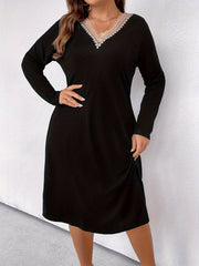  Colorblock Lace Long Sleeve V Neck Dress
