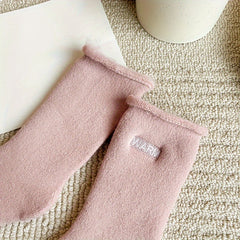 6 Pairs Plush Lined Socks - Cozy & Stylish Letter Pattern Women's Stockings