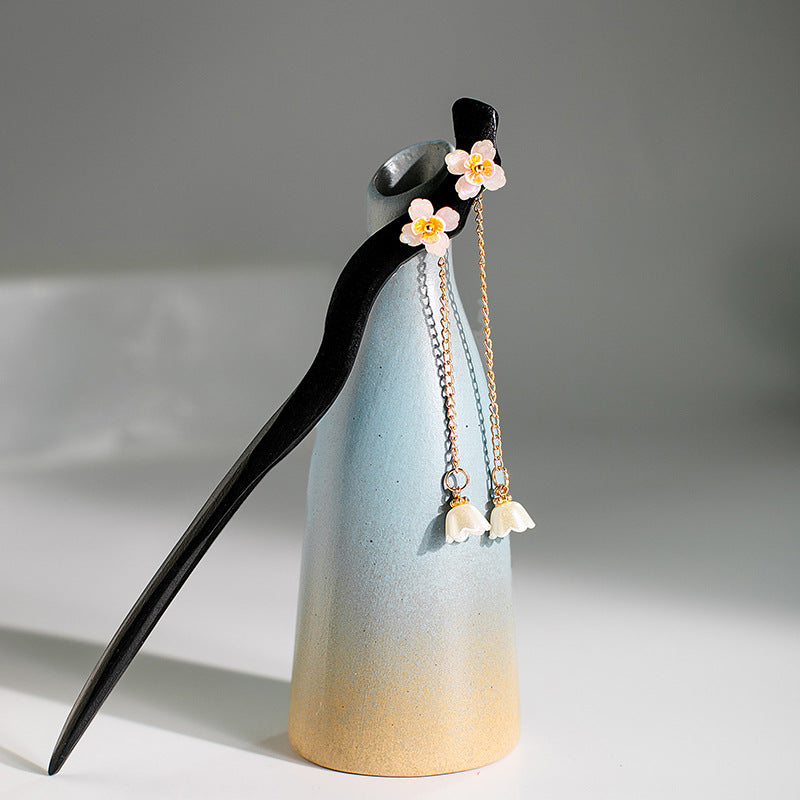 Vintage Chinese Style Hanfu Hairpin Lily Flower Tassel Wooden Hair Pin
