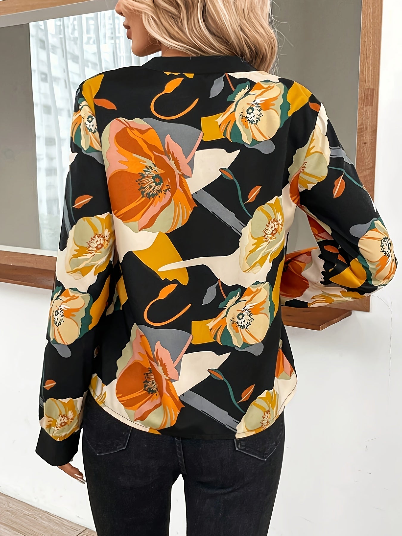  Floral Print Long Sleeve Deep V Neck Top