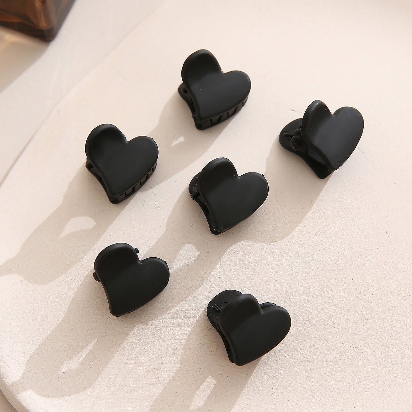 5pcs Matte Heart Hair Claw Clip Grip for Thick Hair