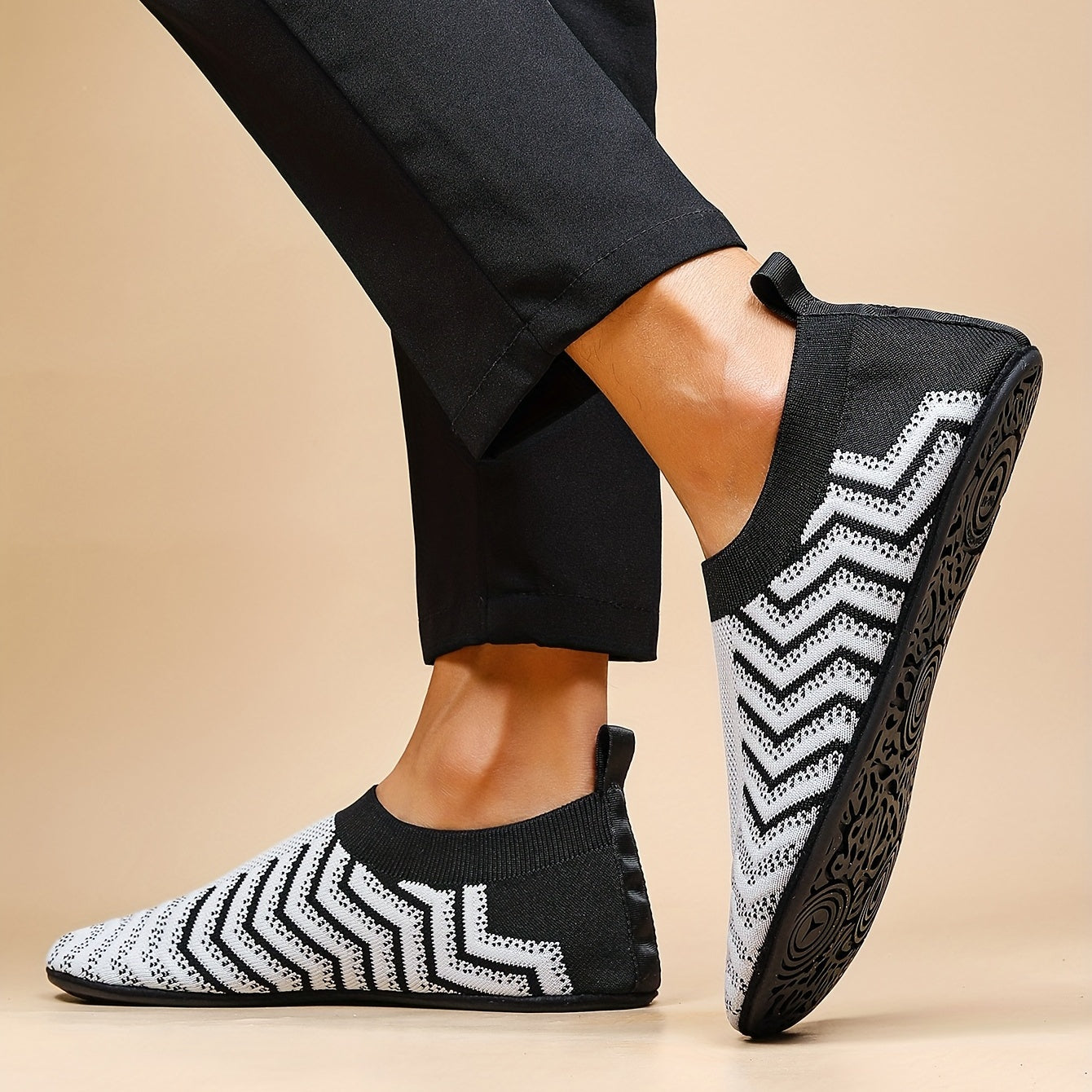 Men's Knit Slip-On Sneakers No Tie Lace Outdoor Walking Shoes