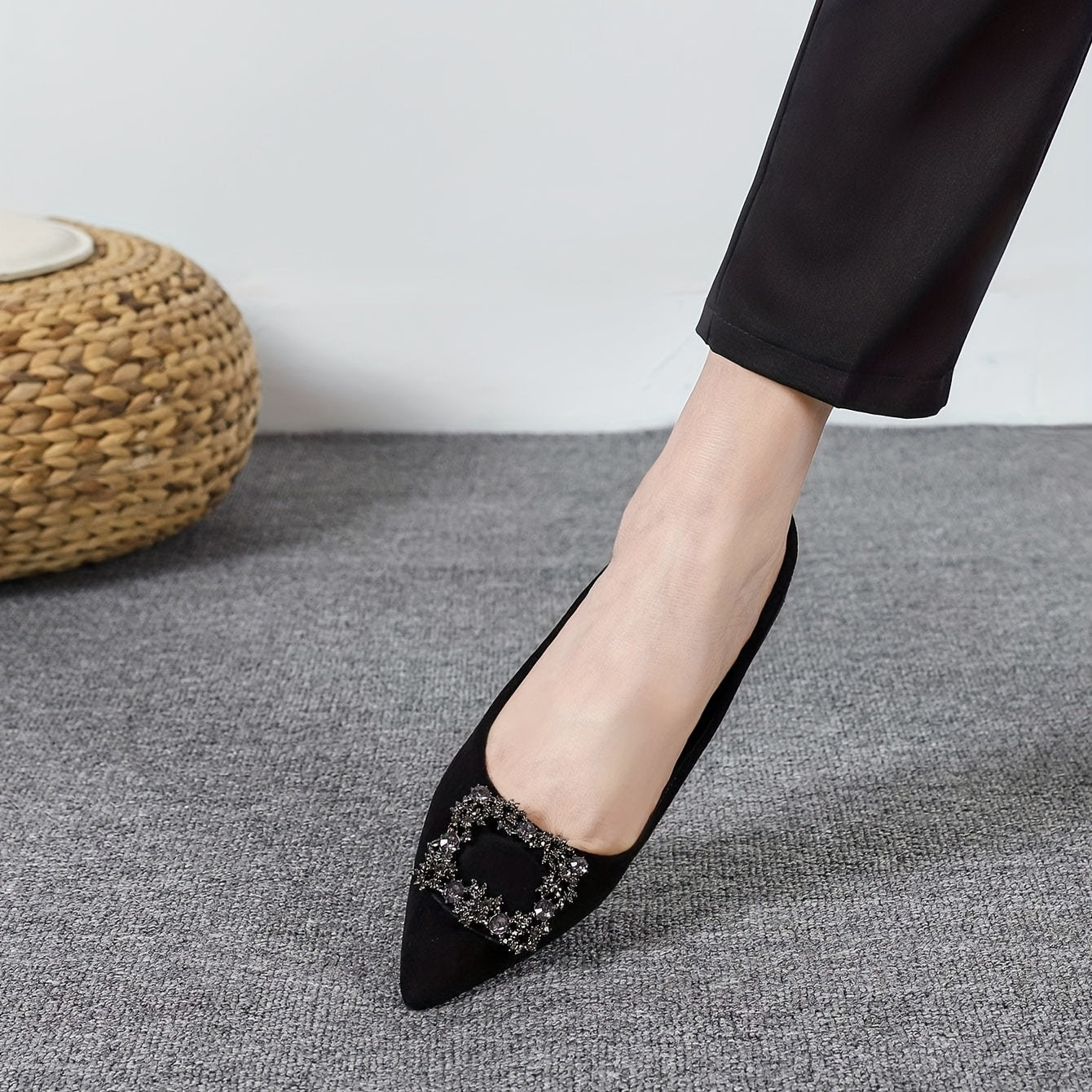 Women's Kitten Heels Rhinestone Court Pumps