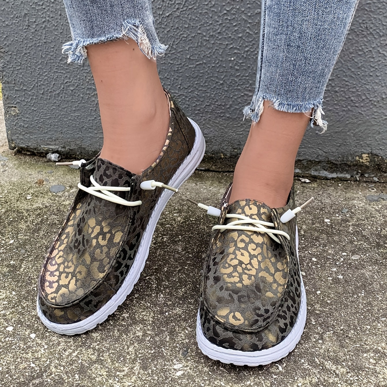 Leopard Pattern Canvas Slip-on Lace-up Casual Shoes