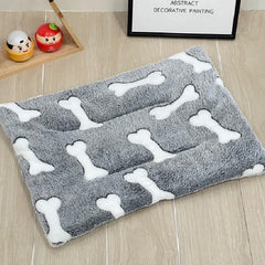 Pet Blanket for Cats and Dogs Winter Warmth