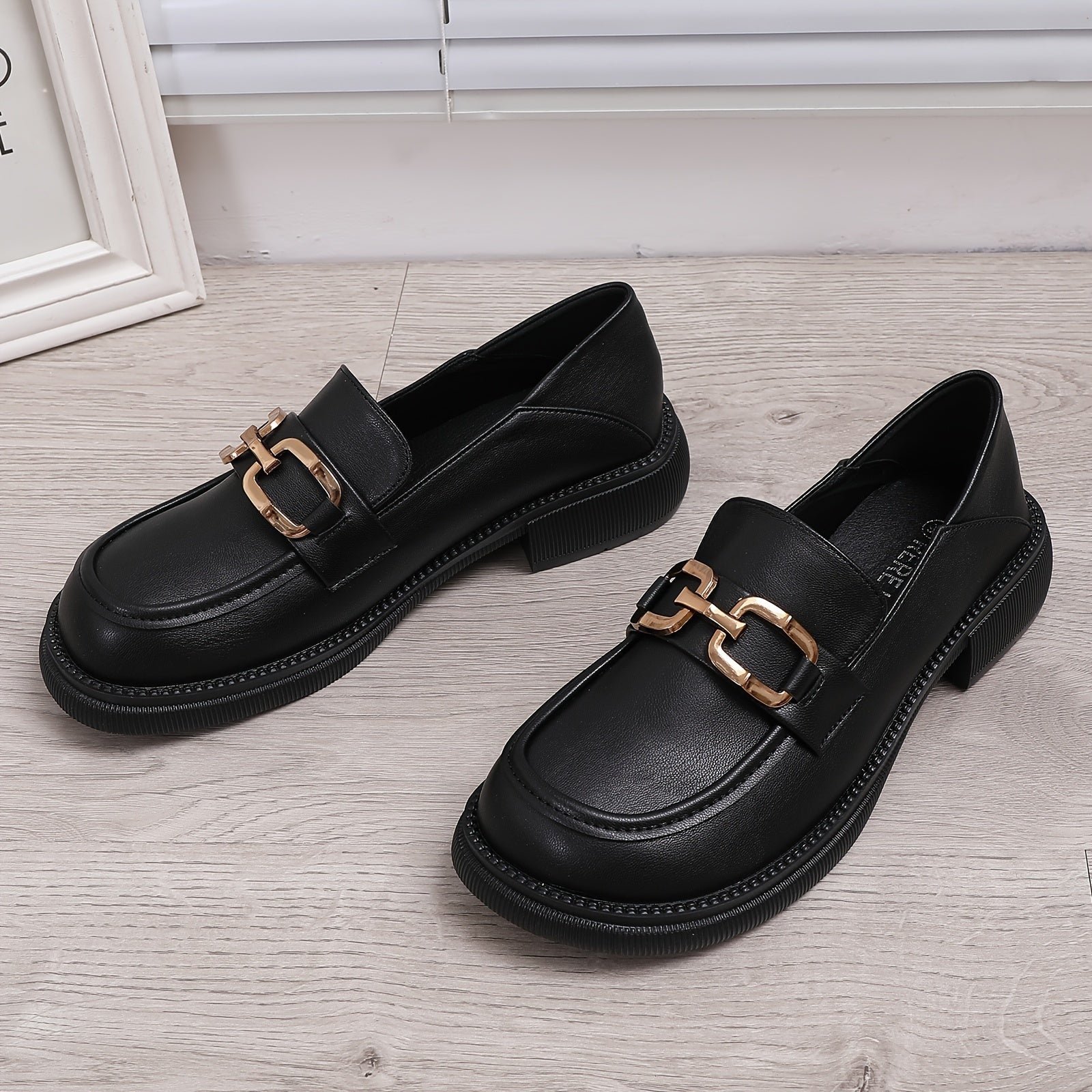 Women's Chain Decor Loafers Slip On Professional Shoes