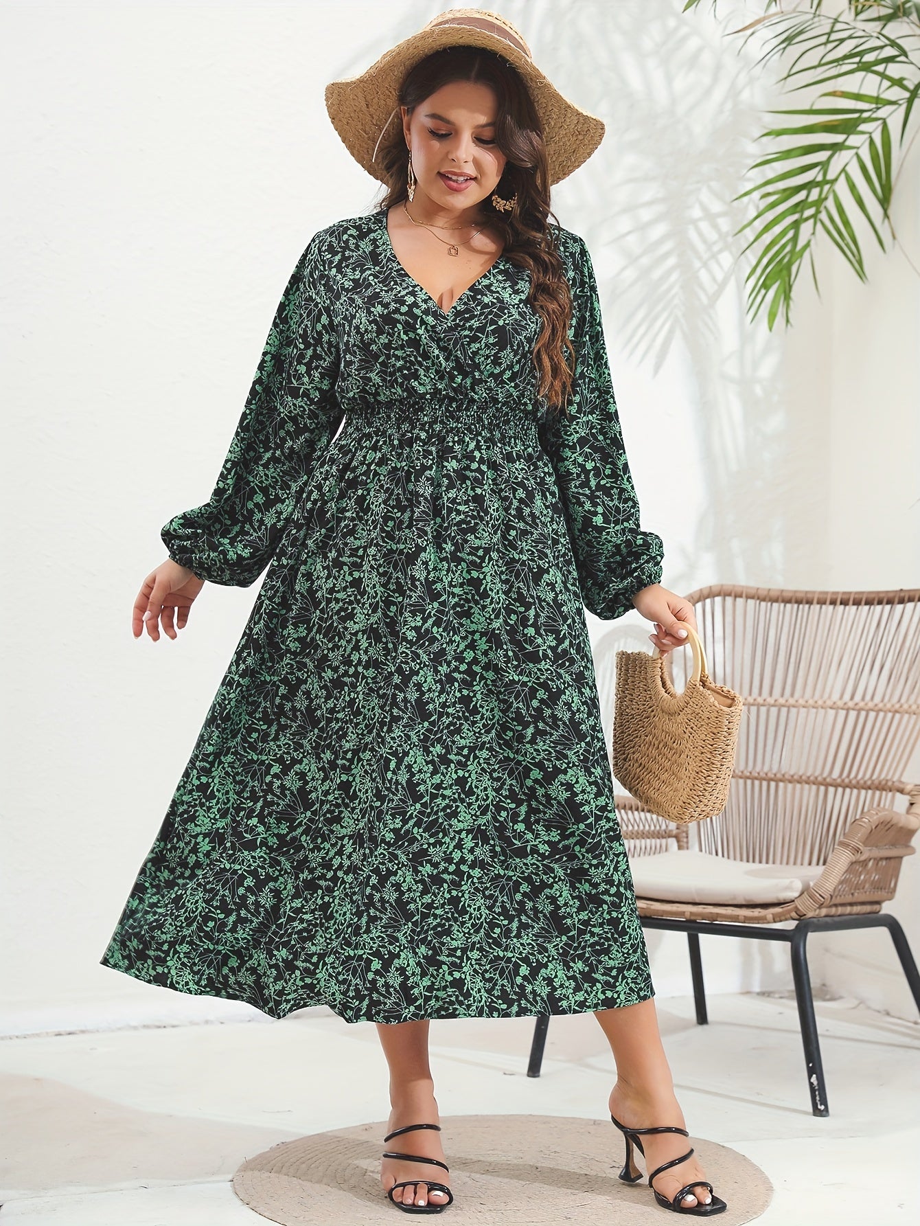 Women's Plus Ditsy Print Long Sleeve V Neck Nipped Waist Dress