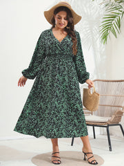 Women's Plus Ditsy Print Long Sleeve V Neck Nipped Waist Dress