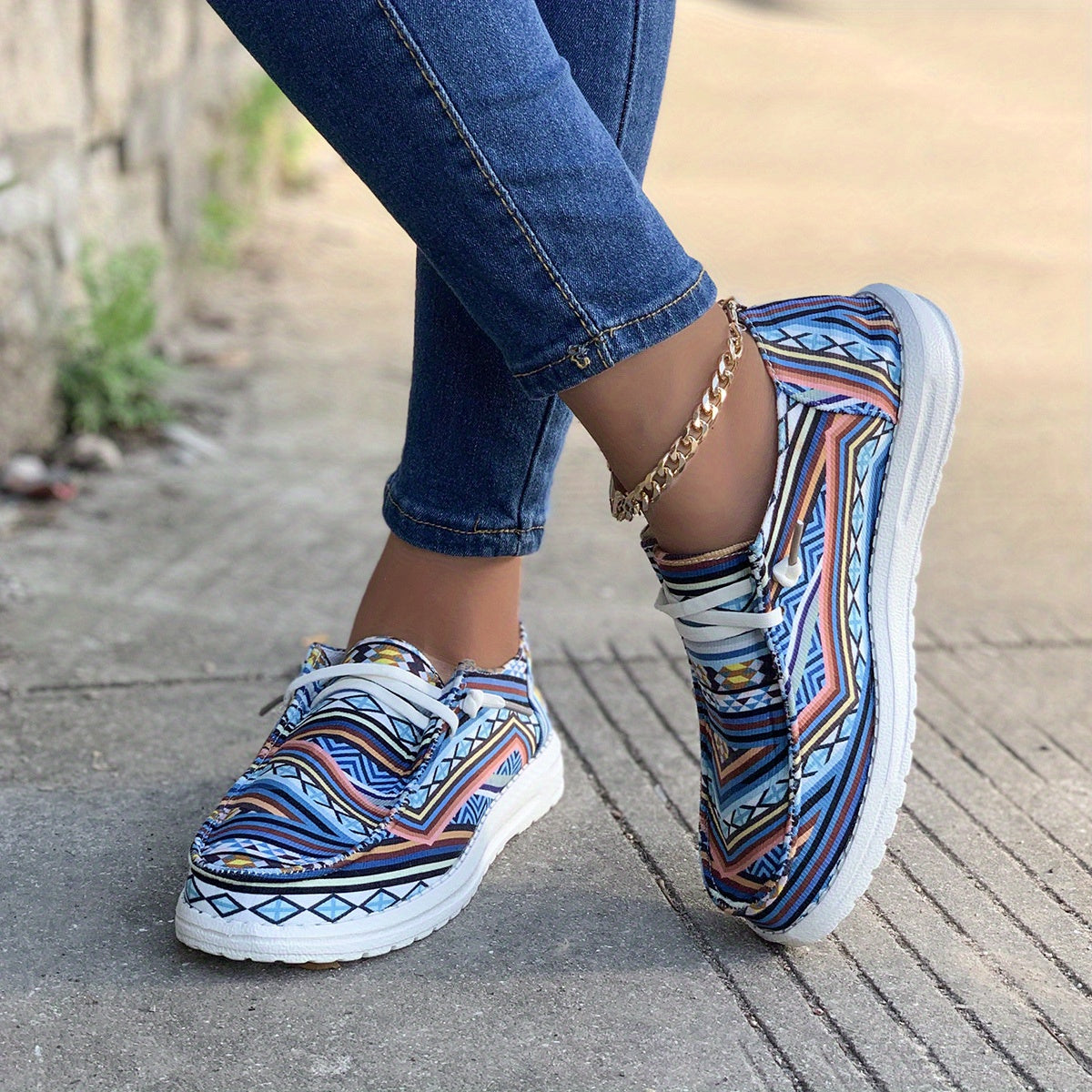 Women's Tribal Style Canvas Shoes Round Toe Lace Up Slip On Shoes