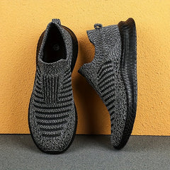 Men's Lightweight Slip On Casual Shoes For Traveling Jogging