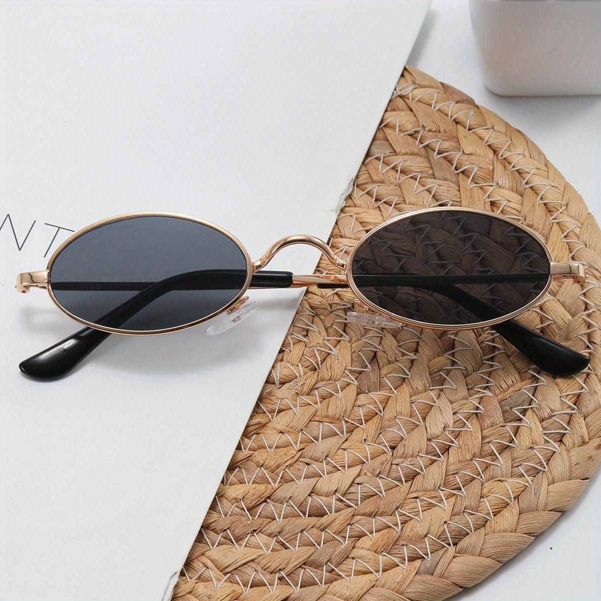 Oval Metal Sunglasses Retro Steampunk Anti Glare UV400