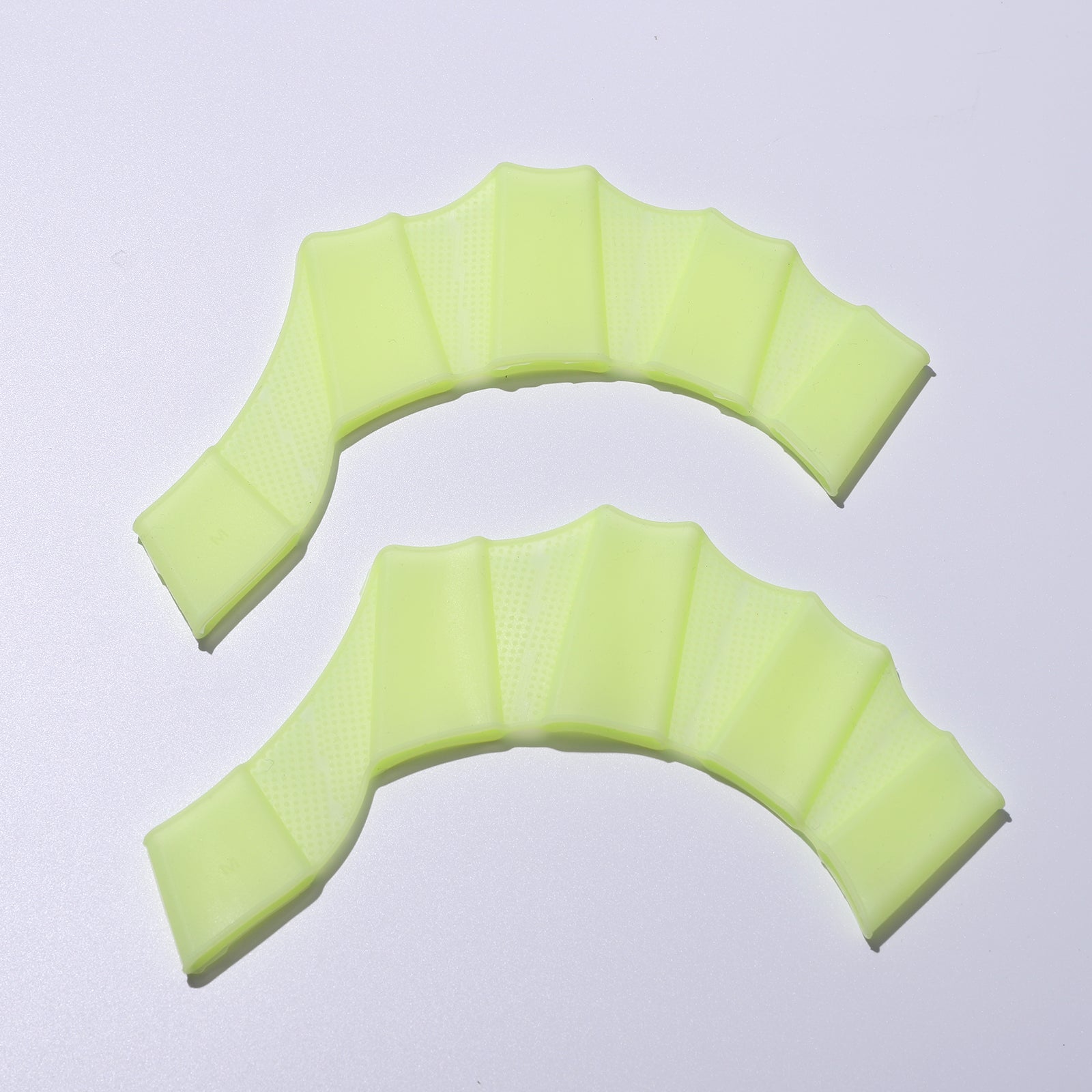 Silicone Flippers for Diving & Swimming - Webbed Hand Accessory