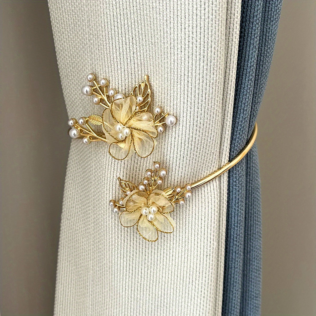 Metal Faux Pearl Curtain Holdback with Flower Accent