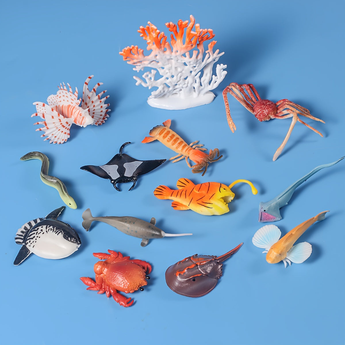 12pcs Mini Plastic Ocean Animals Set Educational Bath Toys
