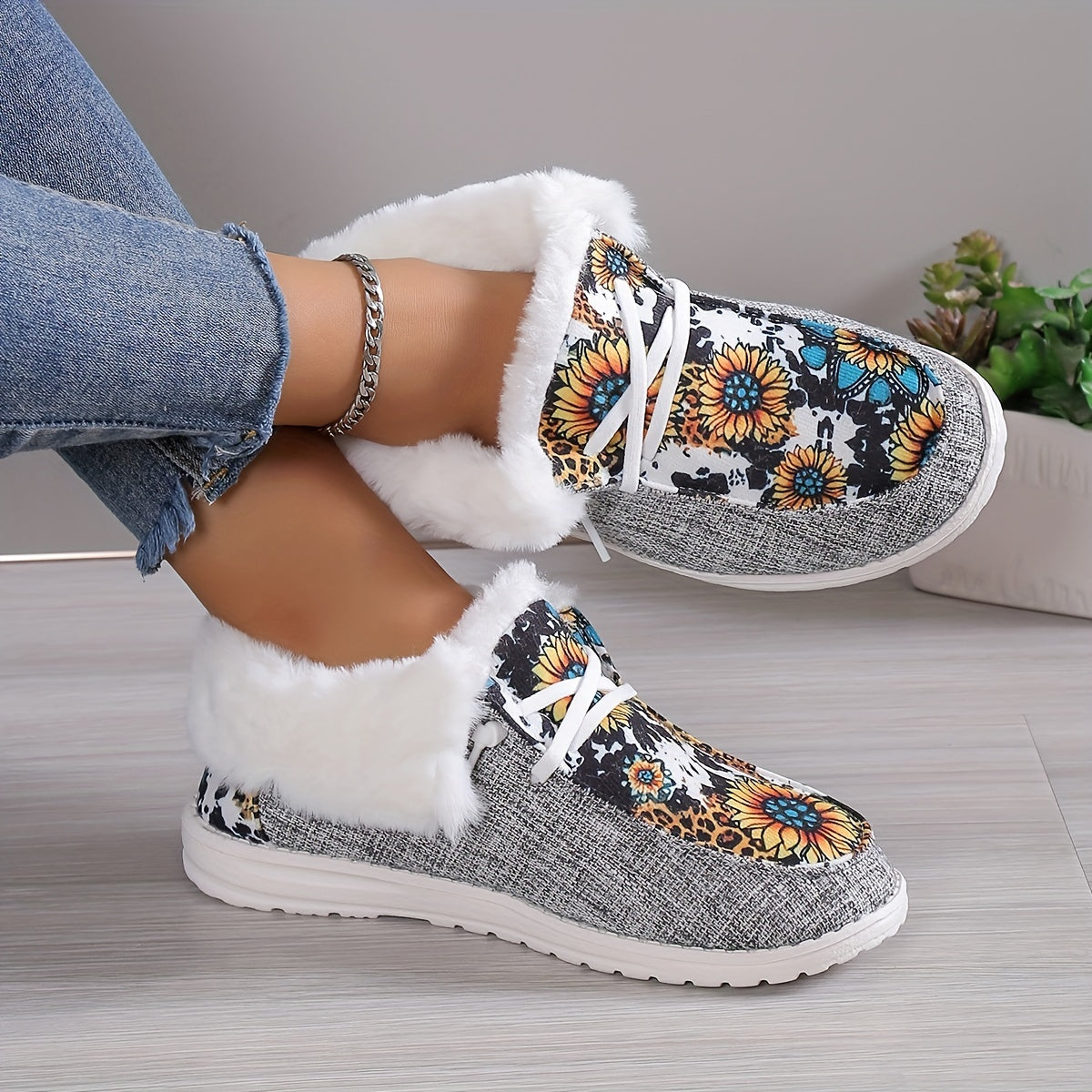 Women's Snow Boots Sunflower Print Plush Lined Slip On Fuzzy Canvas Shoes