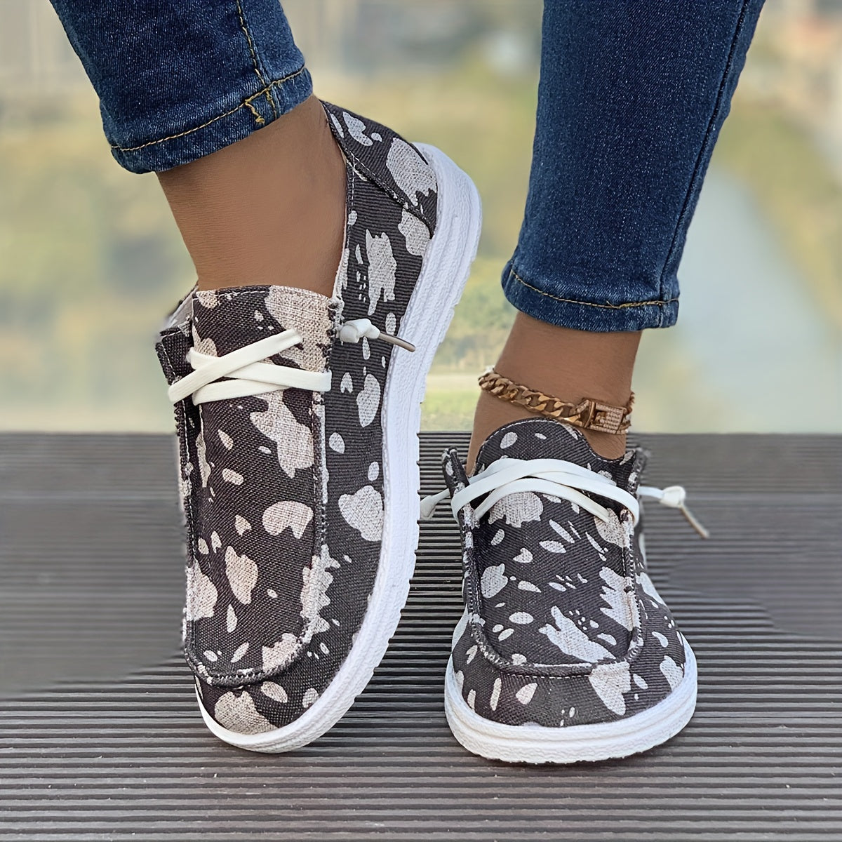 Women's Outdoor Skateboard Shoes with Cow Print