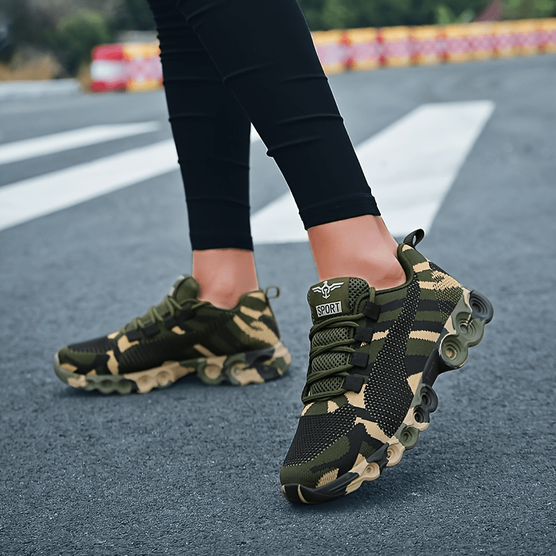 Women's Camo Graphic Lightweight Sports Shoes - Breathable Mesh Sneakers