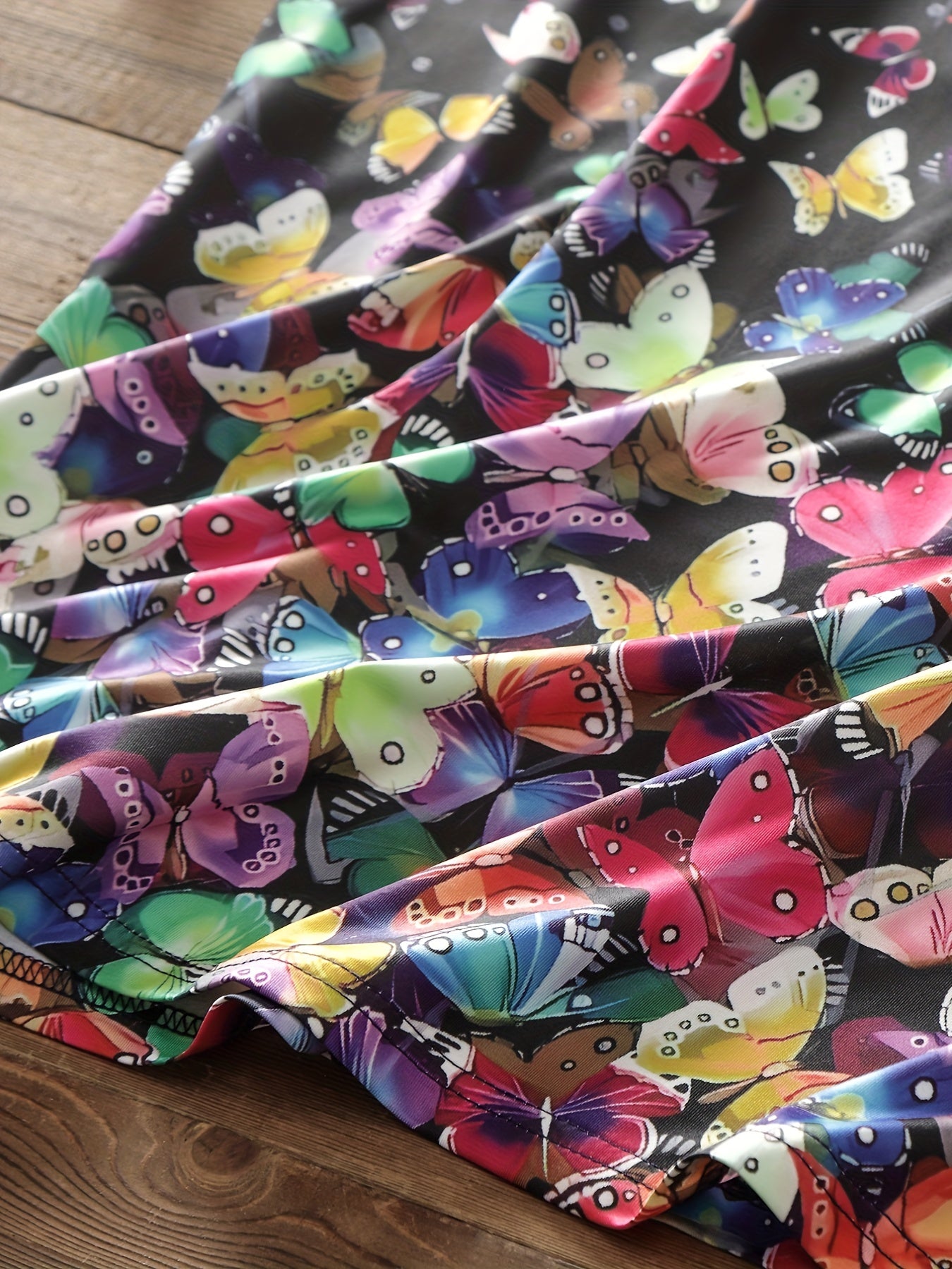  Colorful Dot & Butterfly Print Tank Top