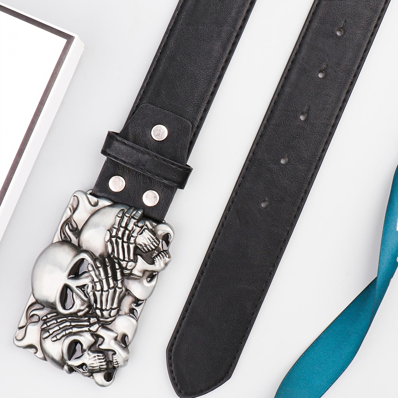 Men's Personality Skull Smooth Buckle PU Belt