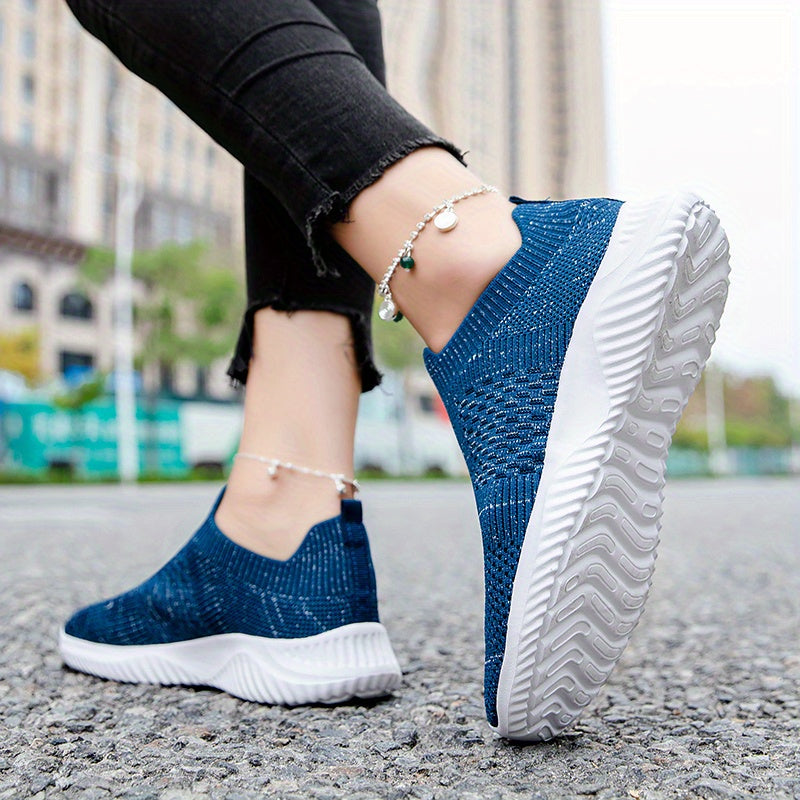 Women's Breathable Slip On Sports Shoes Low Top Casual Walking Shoes