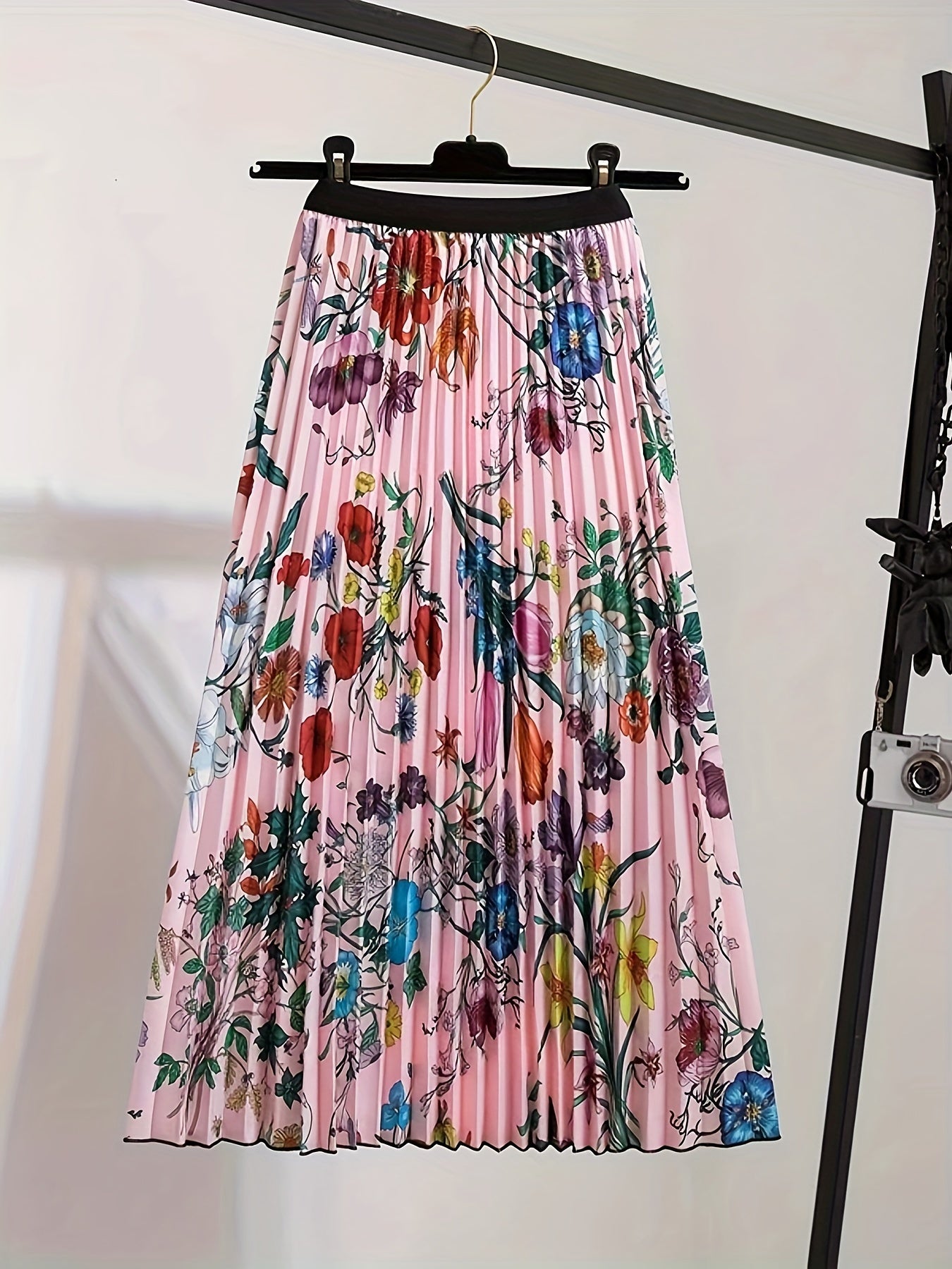 Women's Floral Print Pleated Midi Skirt