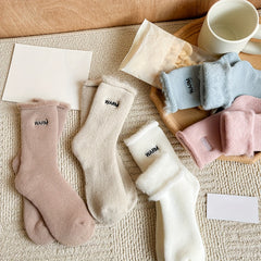 6 Pairs Plush Lined Socks - Cozy & Stylish Letter Pattern Women's Stockings
