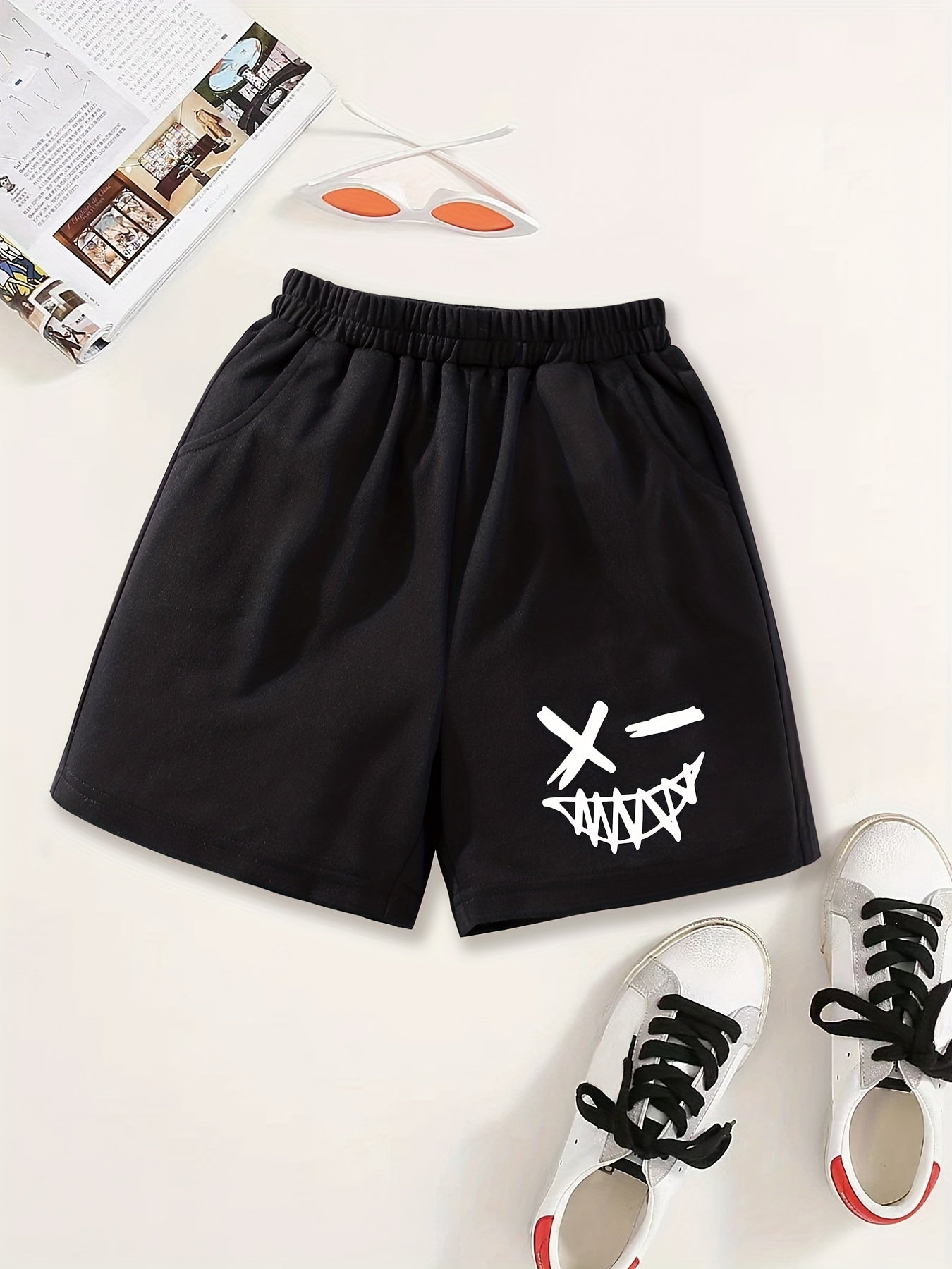 Girls Winking Smile Print Sweat Shorts Elastic Waist Casual Sports Clothes